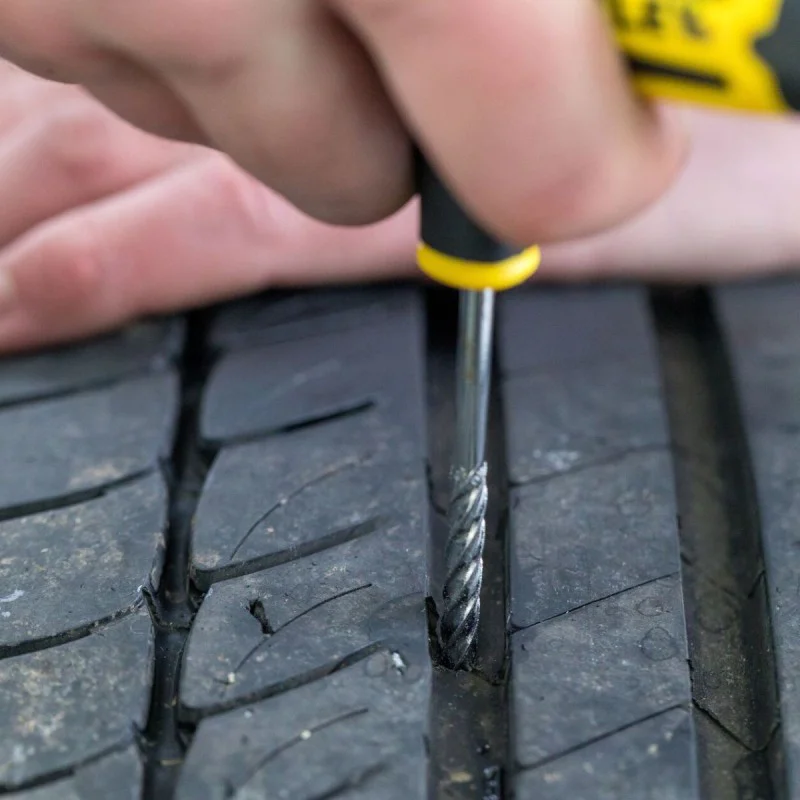 Flat tyre repair kit Stanley STHT80891-0
