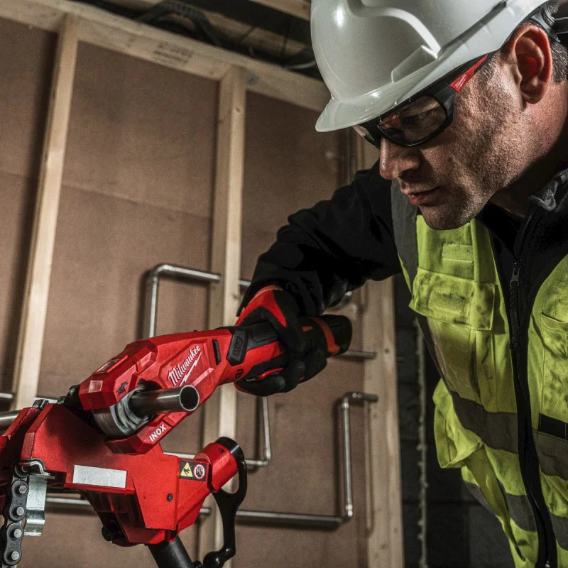 Milwaukee Cordless Pipe Cutter M12 PCSS-202C, 12 V, 12-28 mm, 4933479242