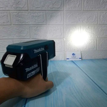 Акумулаторен фенер Makita DEBDML186, 18 V, 500 lx