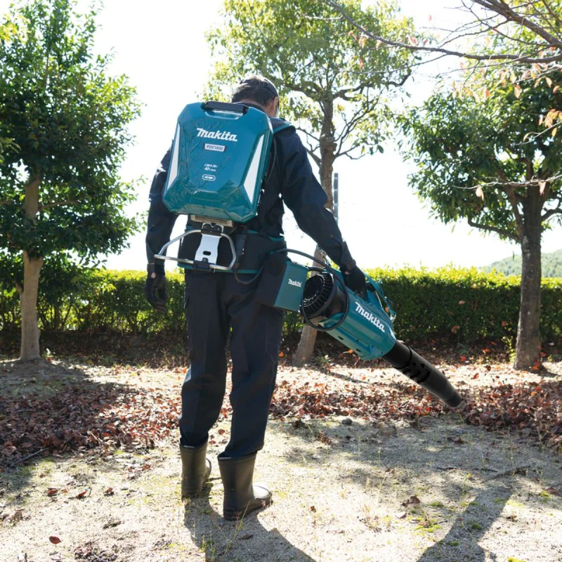Cordless blower MAKITA UB003CZ, 36V + GIFT from Makita Bulgaria - Battery XGT BL4040F