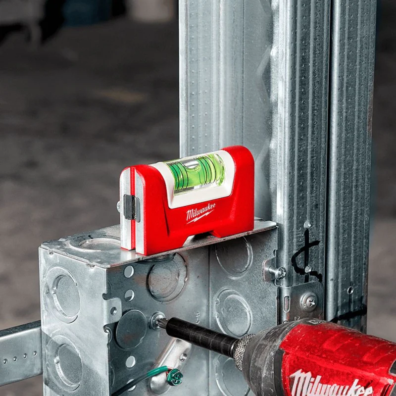 Milwaukee Magnetic Mini Level 48225603