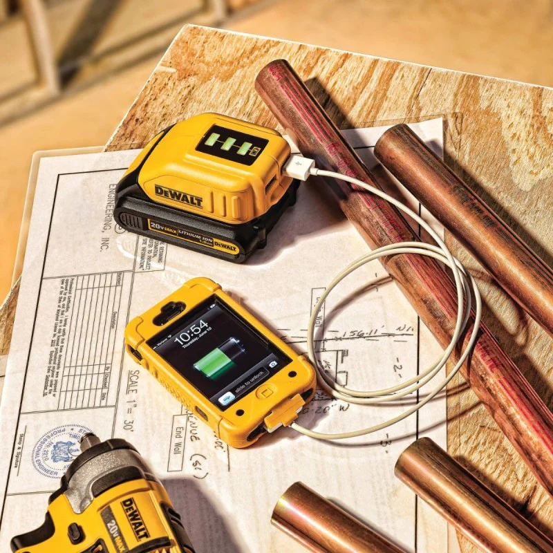 USB charging adapter DeWALT DCB090, 10.8V - 18V