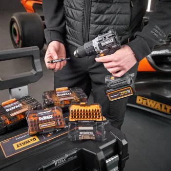 Комплект накрайници с държач Dewalt DT70900T, 32 бр McLaren