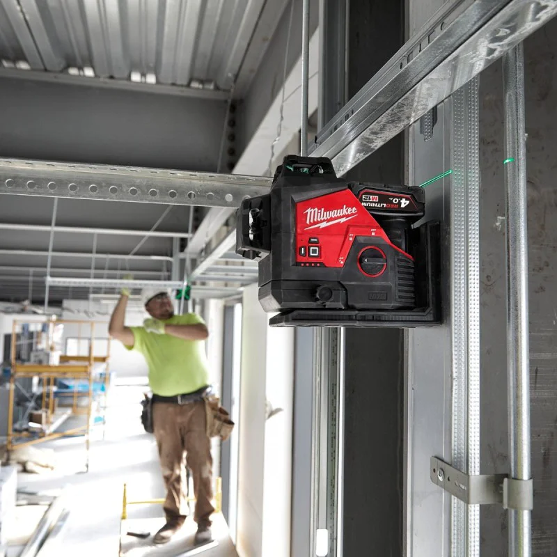 Milwaukee M123PLSKIT-401P Laser Level Set, Green, 360°, 4 Ah, 4933499379