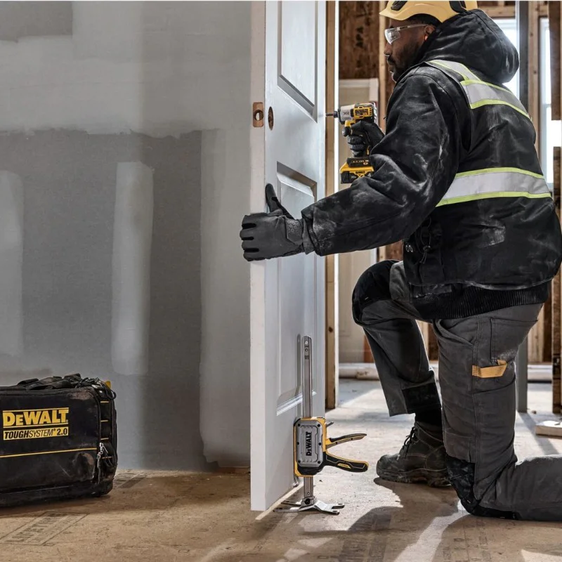 DeWALT construction jack DWHT83550, 154 kg