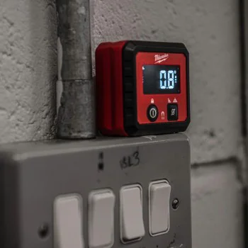Дигитален магнитен ъгломер Milwaukee 4932493656, 0º - 180º, 2 x AAA