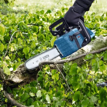 Акумулаторен верижен трион Bosch GKE 18V-40 06008D3001