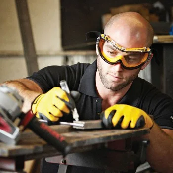 Предпазни очила - DeWALT, Concealer, защитни противоударни UV безцветни, DPG82-11D