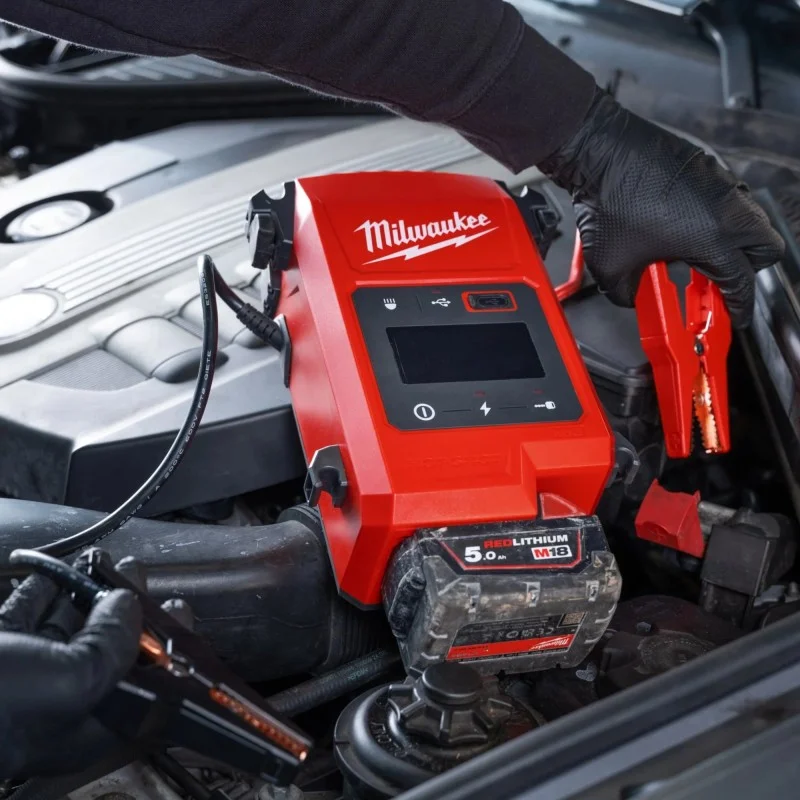 Стартерно устройство Milwaukee M18 JS2000-0 HOTSHOT, 18 V, 2000 A, без батерия
