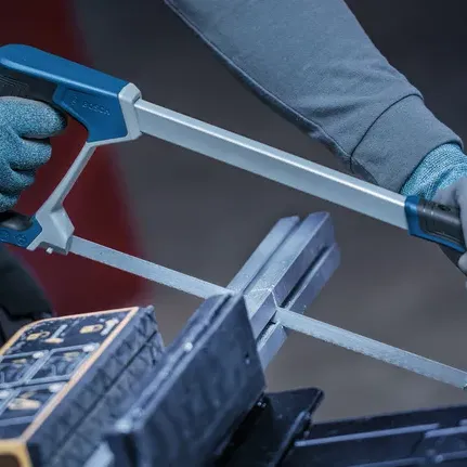Ножовка за метал Bosch Professional 1600A039R3, 150 мм, биметално острие 24 TPI