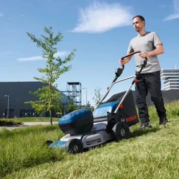Акумулаторна косачка за трева Bosch GRA 18V2-46 06008C8000
