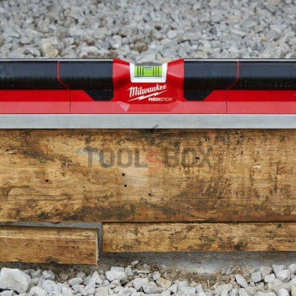 Ръчен нивелир Milwaukee 4932459895 / 180CM REDSTICK CONCRETE LEVEL - Image 3