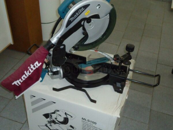 Настолен циркуляр за дърво с герунг Makita MLS100 ,1500W