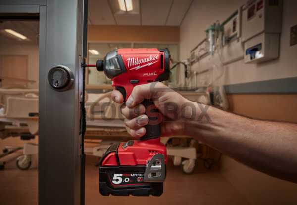 Акумулаторен импулсен винтоверт Milwaukee M18FQID-0X, 50Nm - Image 3