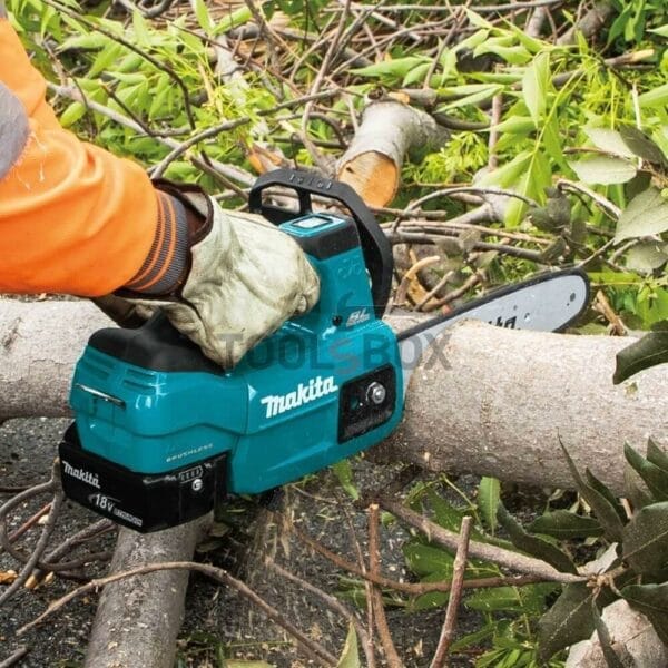 Акумулаторен верижен трион MAKITA DUC254Z SOLO