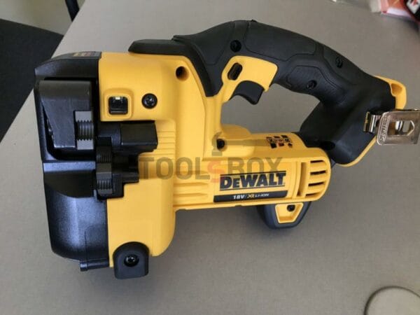 Акумулаторна машина за рязане на шпилки DeWALT DCS350N 18V