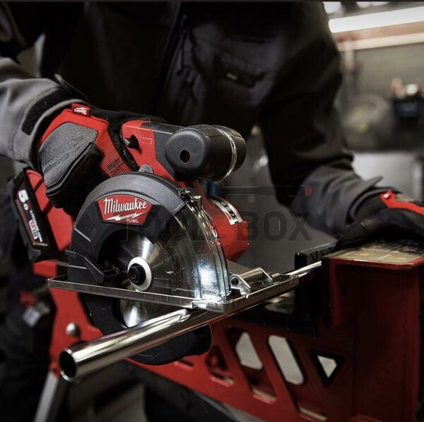 Безчетков циркуляр за метал Milwaukee M18FMCS-0X , ф 150мм - Image 3