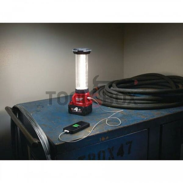 ВИСЯЩ LED ФЕНЕР MILWAUKEE M12LL-0 - Image 2