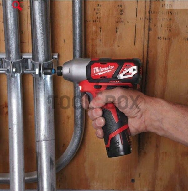 Комплект / Сет Акумулаторни Инструменти Milwaukee M12BPP7A-204B - Image 2