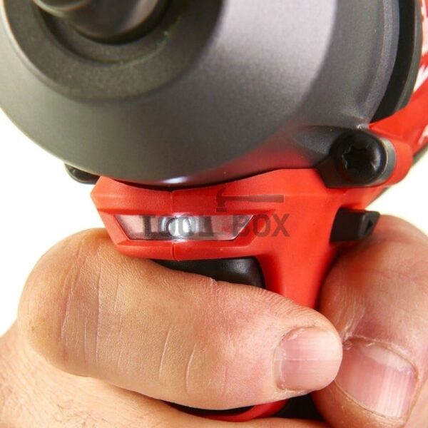 Акумулаторен гайковерт Milwaukee M18 HIWF12-502X, 1356Nm, Безчетков