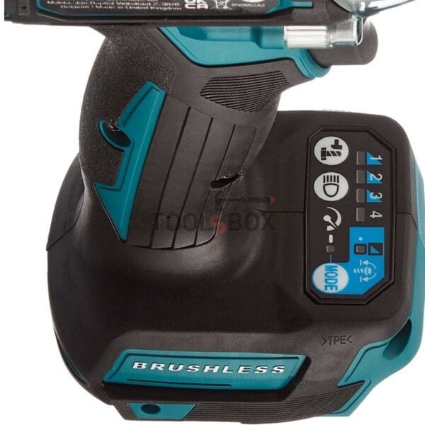 Акумулаторен гайковерт Makita DTW300Z ударен 18V, 1/2", 330Nm