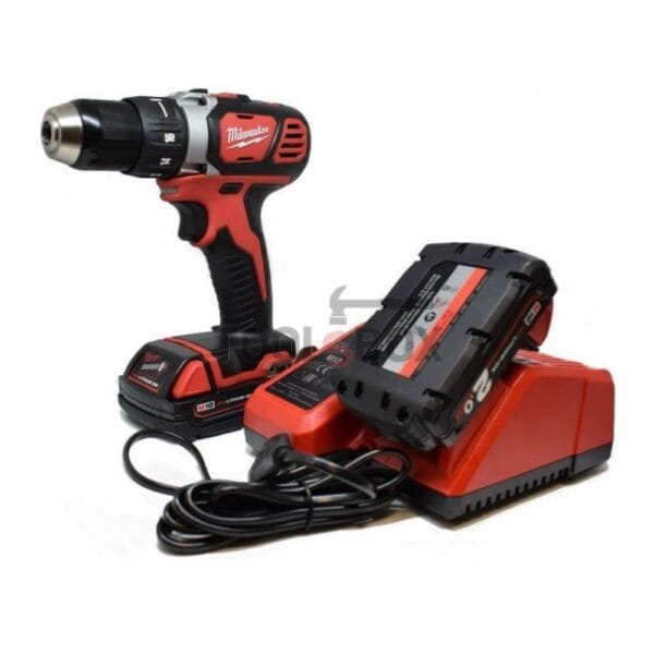 Акумулаторен винтоверт Milwaukee M18 BDD-202C 18 V, 50 Nm