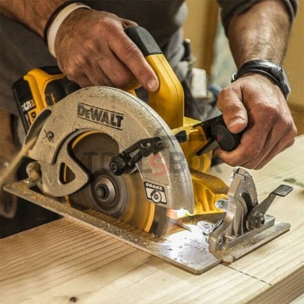 Акумулаторен Циркуляр DeWALT DCS570N, ф184 мм, 18V, Безчетков - Image 2