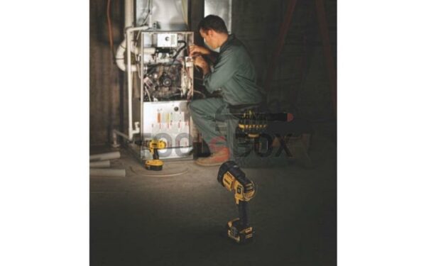 Ръчен фенер DeWALT DCL043 , Акумулаторен 18V - Image 3