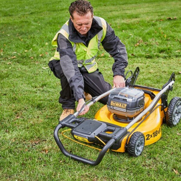Акумулаторна косачка DeWalt DCMW564N, 18+18V, 480мм