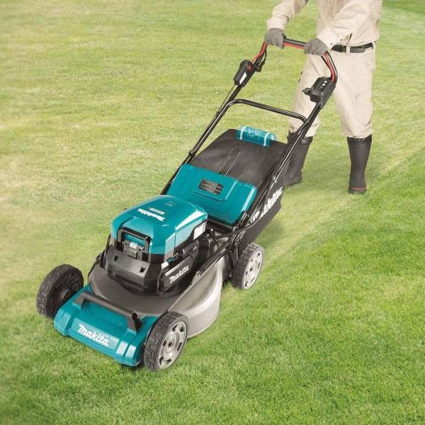 Акумулаторна косачка Makita LM001CZ, 18+18V, 534мм