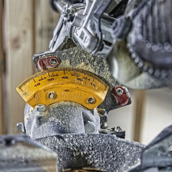 Акумулаторен настолен циркуляр с герунг DeWalt DWS727N Flexvolt 54V, 250мм