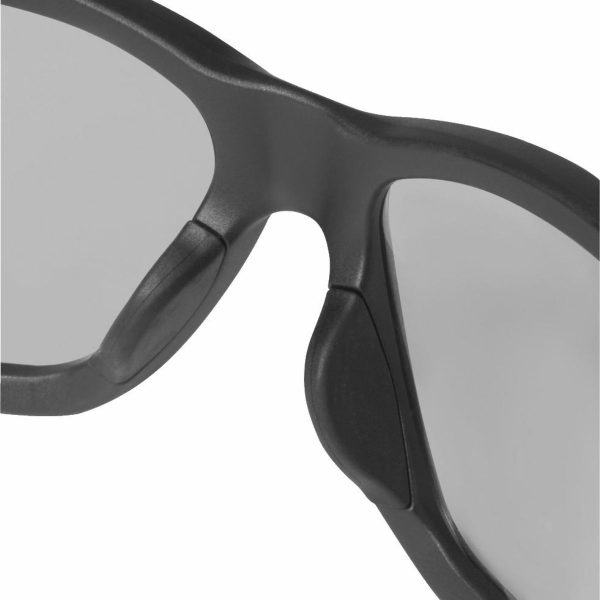 Предпазни очила Milwaukee 4932478908 затъмнени, против замъгляване / GREY