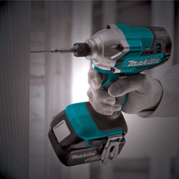 Акумулаторен импакт Makita DTD156SF 155Nm 1/4"