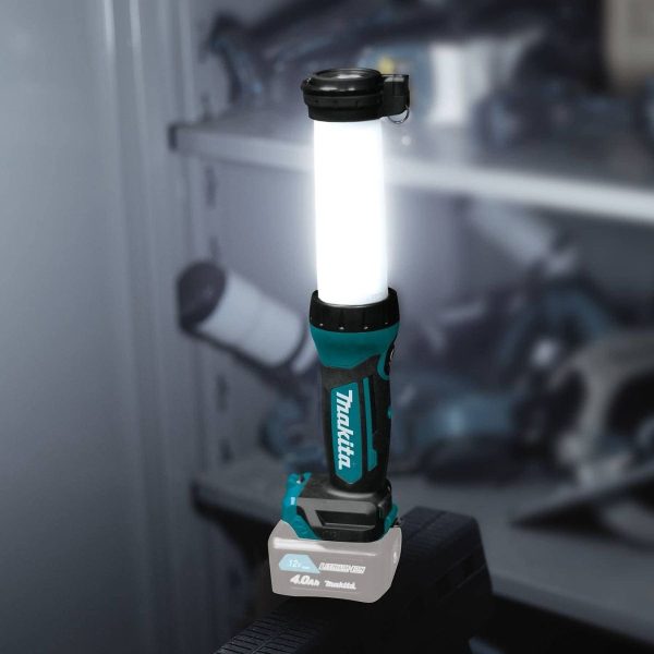 Акумулаторен ръчен LED фенер Makita 12 V, 190 lm, DEAML104