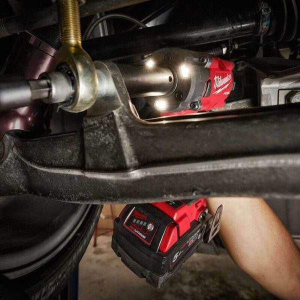 Акумулаторен ударен гайковерт Milwaukee M18FIW2F38-0 / 339Nm / 3/8''