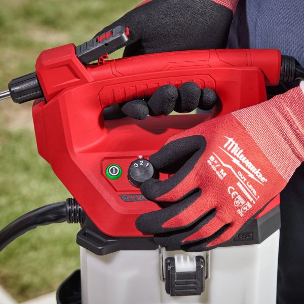 Акумулаторна пръскалка Milwaukee M12BHCS3L-0