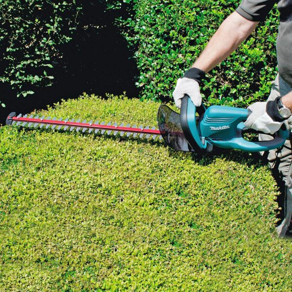 Makita UH5570 Електрически храсторез 550 mm