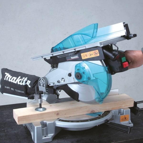 Електрически потапящ циркуляр Makita LH1040, 1650 W, 260 мм