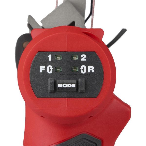 Акумулаторен лентов шлайф Milwaukee M12 FBFL10-402B, 12 V, 330 мм, 4 Ah