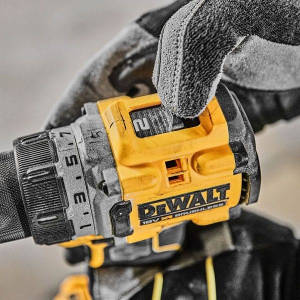 DeWALT DCD800NT Акумулаторен ударен винтоверт, 18 V, 90 Nm