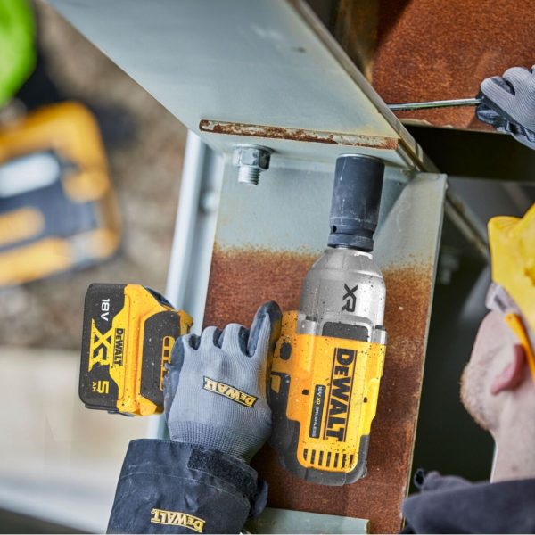 Акумулаторен ударен гайковерт DeWALT DCF900N, 18 V, 1898 Nm, 1/2″