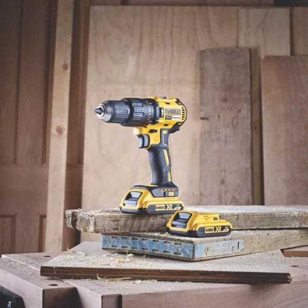 Акумулаторен ударен винтоверт DeWALT DCD778D2T, безчетков, 18 V, 65Nm