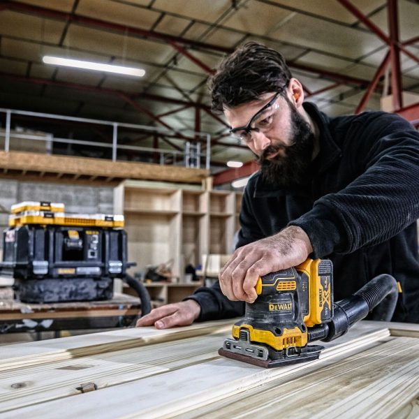 Шлайф вибрационен DeWALT DCW200N, 18 V