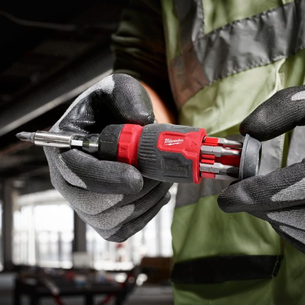 Мини отвертка с тресчотка 8 в 1 Milwaukee 4932480581