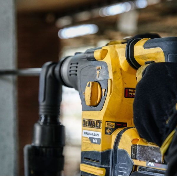 Акумулаторен перфоратор DEWALT DCH323NT, 54 V, 2.8 J FLEXVOLT