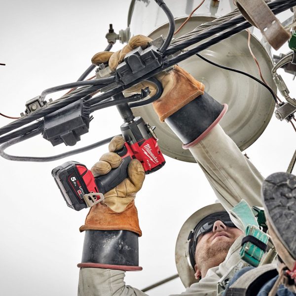 Акумулаторен гайковерт Milwaukee M18FMTIW2F38-0X, 18V, 813 Nm