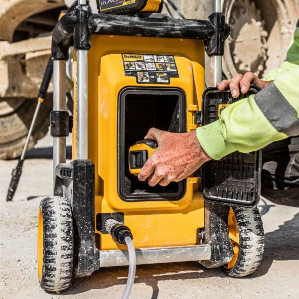 Акумулаторна водоструйка Dewalt DCMPW1600N, 18+18 V