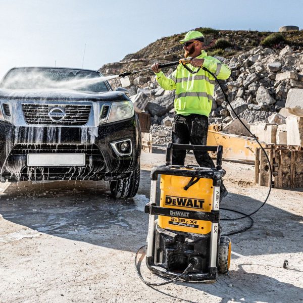 Акумулаторна водоструйка Dewalt DCMPW1600N, 18+18 V