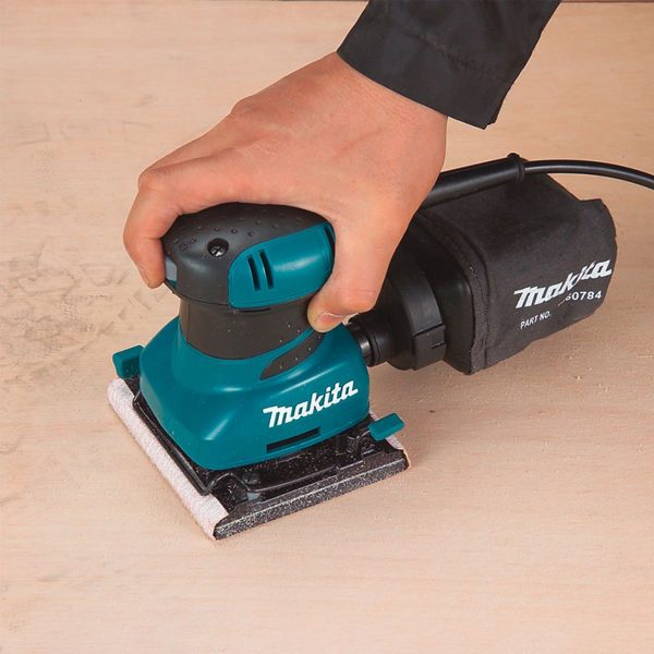 Електрически виброшлайф Makita BO4556, 200 W