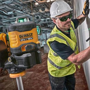 Как се работи с лазерен нивелир? 7 Лазерен нивелир Dewalt DCE089NG18, 12-18V, 360 градуса, зелен лъч, 35м